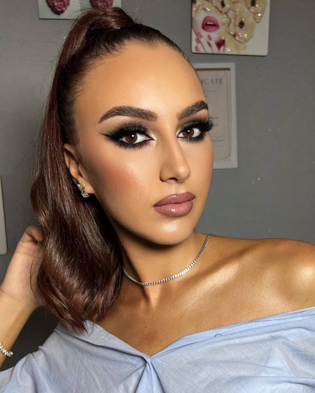 Smokey Eyes - 1